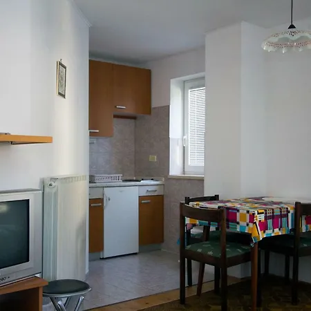 Mavrica Apartment *
